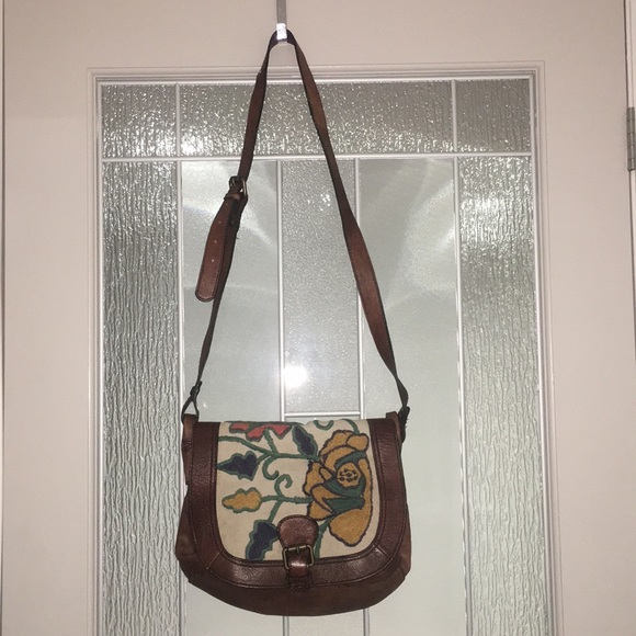 Fossil Handbags - FOSSIL ANTIQUE EMBROIDERED SHOULDER BAG